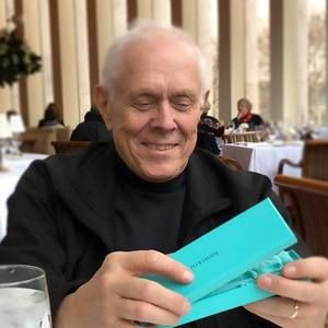 Meet your Posher, Henry